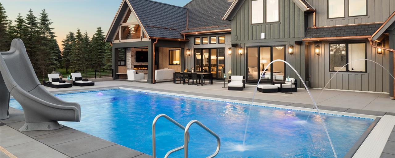 Modern Luxe on Majestic Pines - Exterior Pool