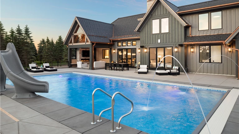 Modern Luxe on Majestic Pines - Exterior Pool