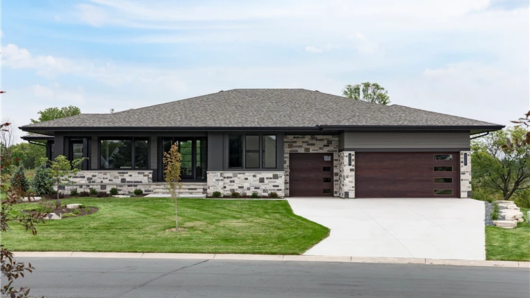 Palmer Prairie with a Modern Flare: Exterior Face View