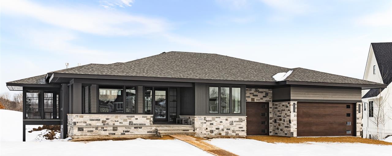 Palmer Prairie with a Modern Flare: Exterior